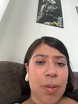 Snapshot of emilyjohanson chatting on 06-03-26, 03:39 emilyjohanson online show from 06-03-26, 03:39