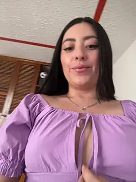 Sofhi corolinne31 online show from 12-31-24, 10:23