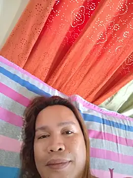 Snapshot of tsfucker_lei chatting on 05-16-26, 06:43 tsfucker lei online show from 05-16-26, 06:43