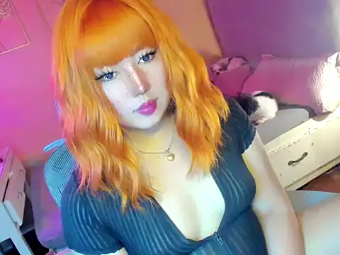 HOTnWILDalice online show from 12-16-25, 11:43