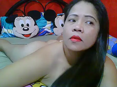 Snapshot of xsweetlips69x chatting on 02-23-25, 03:40 xsweetlips69x online show from 02-23-25, 03:40
