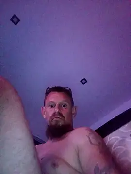 Snapshot of Skody31 chatting on 02-12-26, 05:30 Skody31 online show from 02-12-26, 05:30