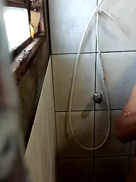 Snapshot of garoto1997 chatting on 10-25-25, 07:41 garoto1997 online show from 10-25-25, 07:41