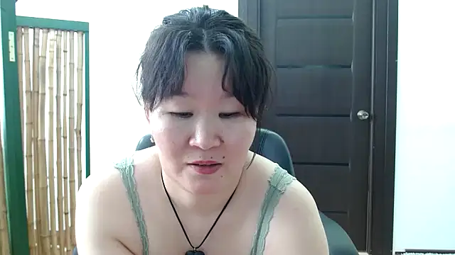 Akira xx online show from 02-10-25, 08:42