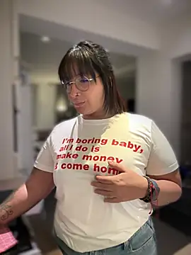 Snapshot of DannaaMeliza chatting on 12-14-24, 05:14 DannaaMeliza online show from 12-14-24, 05:14