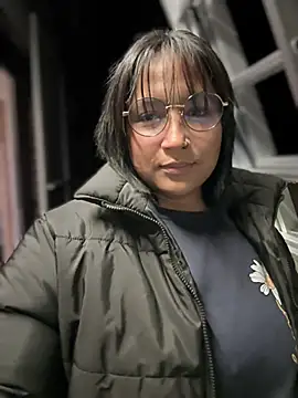 Snapshot of DannaaMeliza chatting on 01-09-25, 09:58 DannaaMeliza online show from 01-09-25, 09:58