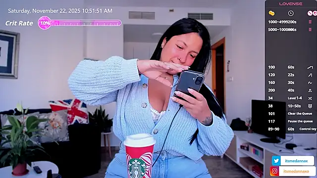 Snapshot of DannaaMeliza chatting on 11-22-25, 09:52 DannaaMeliza online show from 11-22-25, 09:52