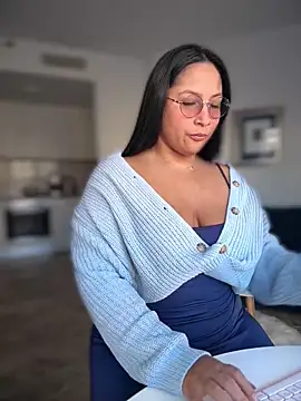 Snapshot of DannaaMeliza chatting on 11-27-25, 09:22 DannaaMeliza online show from 11-27-25, 09:22