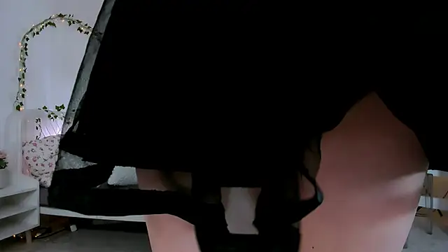 Deca dance online show from 03-18-26, 04:32