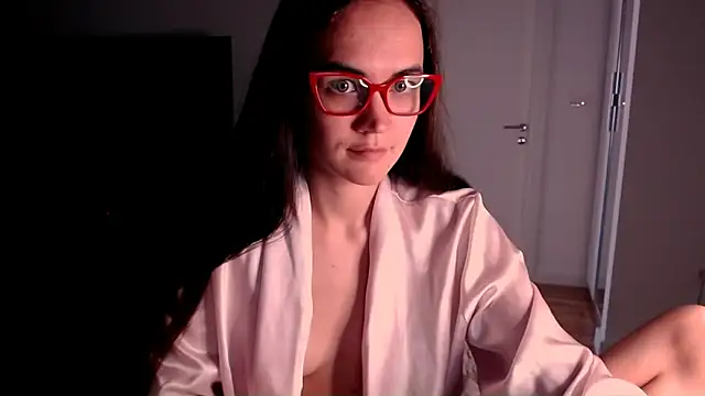 EvelynGG online show from 05-29-26, 10:24