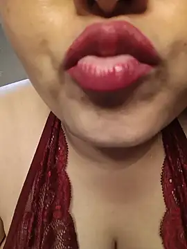 naughtymadam online show from 07-07-26, 06:47