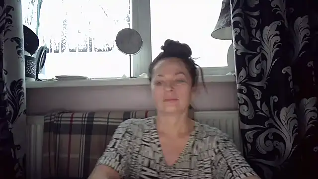 LindaStarS online show from 01-07-26, 05:54