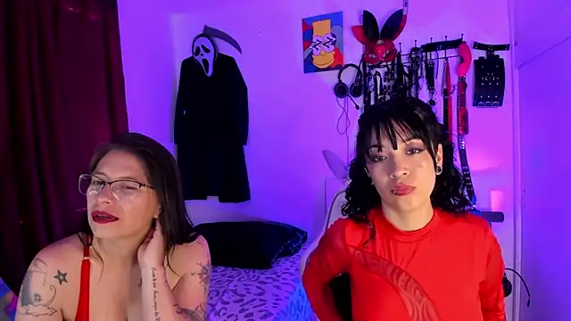 Snapshot of dungeongirls chatting on 09-26-25, 07:18 dungeongirls online show from 09-26-25, 07:18