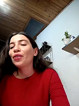 Snapshot of loveuu-bae chatting on 12-14-24, 12:11 loveuu-bae online show from 12-14-24, 12:11