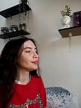 Snapshot of loveuu-bae chatting on 12-22-24, 09:31 loveuu-bae online show from 12-22-24, 09:31