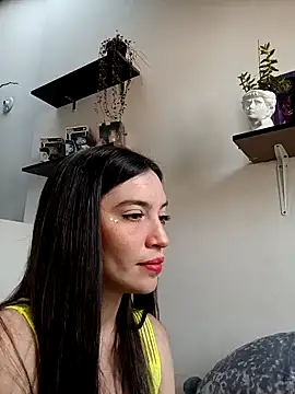 Snapshot of loveuu-bae chatting on 01-02-25, 09:18 loveuu-bae online show from 01-02-25, 09:18