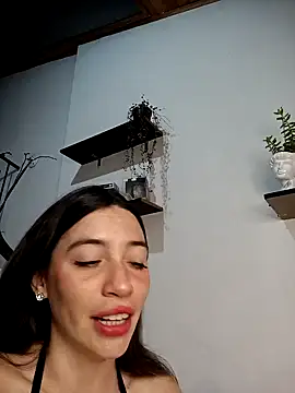 Snapshot of loveuu-bae chatting on 01-11-25, 12:44 loveuu-bae online show from 01-11-25, 12:44