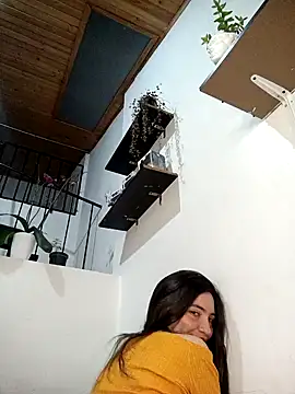 Snapshot of loveuu-bae chatting on 02-01-25, 12:40 loveuu-bae online show from 02-01-25, 12:40