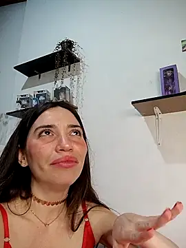 Snapshot of loveuu-bae chatting on 02-15-25, 01:10 loveuu-bae online show from 02-15-25, 01:10