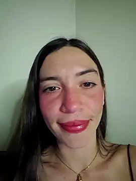 Snapshot of loveuu-bae chatting on 11-04-25, 11:15 loveuu-bae online show from 11-04-25, 11:15