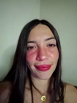 Snapshot of loveuu-bae chatting on 11-11-25, 01:05 loveuu-bae online show from 11-11-25, 01:05