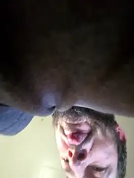 Snapshot of UncutHammer69 chatting on 01-11-26, 06:46 UncutHammer69 online show from 01-11-26, 06:46