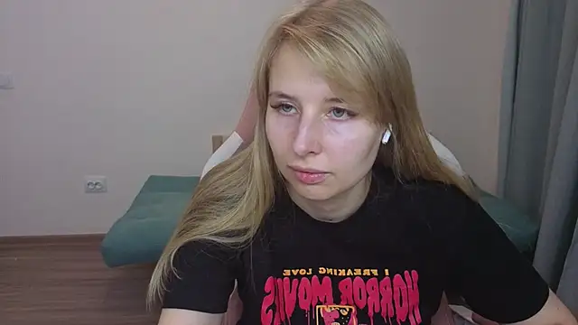 Jessy Ginger online show from 11-13-25, 04:28