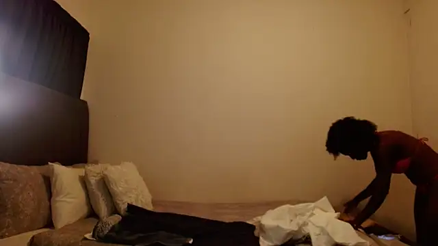 Snapshot of SoftRosee chatting on 09-10-25, 04:07 SoftRosee online show from 09-10-25, 04:07