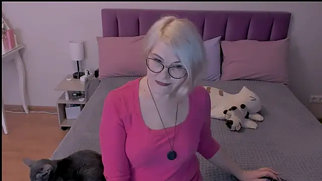 Snapshot of sabrinamacmarren chatting on 03-09-25, 04:11 sabrinamacmarren online show from 03-09-25, 04:11