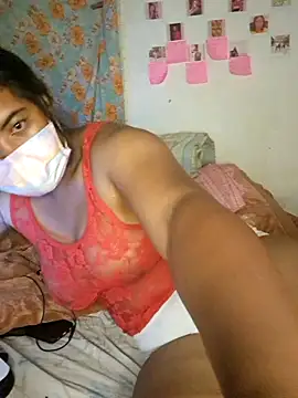 Snapshot of Artinah22 chatting on 12-02-24, 08:11 Artinah22 online show from 12-02-24, 08:11