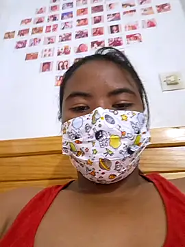 Snapshot of Artinah22 chatting on 12-17-24, 08:54 Artinah22 online show from 12-17-24, 08:54