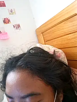 Snapshot of Artinah22 chatting on 12-21-24, 05:47 Artinah22 online show from 12-21-24, 05:47