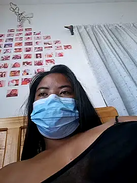 Snapshot of Artinah22 chatting on 12-23-24, 06:22 Artinah22 online show from 12-23-24, 06:22