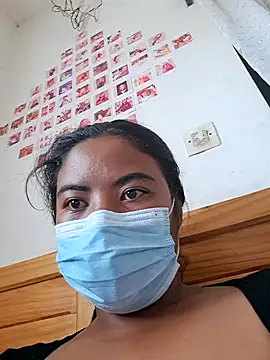 Snapshot of Artinah22 chatting on 12-23-24, 12:41 Artinah22 online show from 12-23-24, 12:41