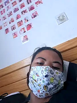 Snapshot of Artinah22 chatting on 02-01-25, 05:39 Artinah22 online show from 02-01-25, 05:39