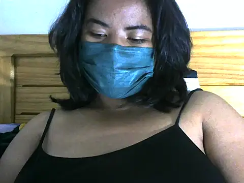 Snapshot of Artinah22 chatting on 09-14-25, 05:34 Artinah22 online show from 09-14-25, 05:34