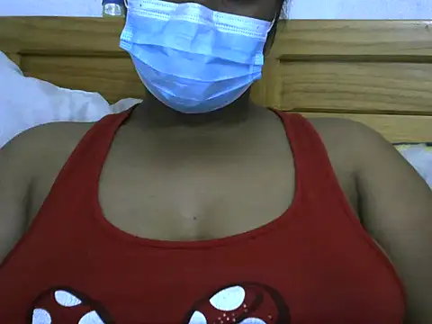 Snapshot of Artinah22 chatting on 10-03-25, 06:38 Artinah22 online show from 10-03-25, 06:38