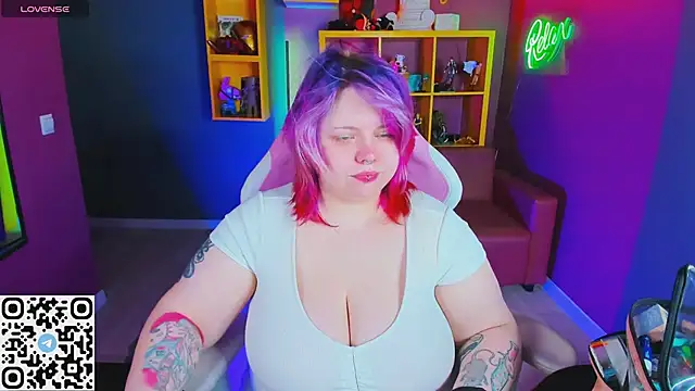 Yoki Shizuko online show from 03-13-25, 06:48