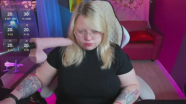 Yoki Shizuko online show from 04-11-26, 06:07