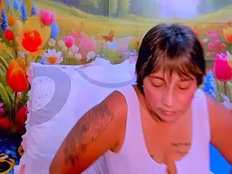 indianroxy online show from 10-11-25, 06:01