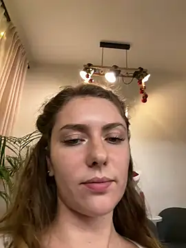Snapshot of MariiD chatting on 12-20-24, 02:27 MariiD online show from 12-20-24, 02:27