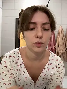 Snapshot of MariiD chatting on 01-03-25, 03:12 MariiD online show from 01-03-25, 03:12
