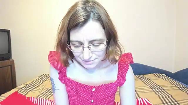 MarilynDream online show from 01-28-25, 04:19