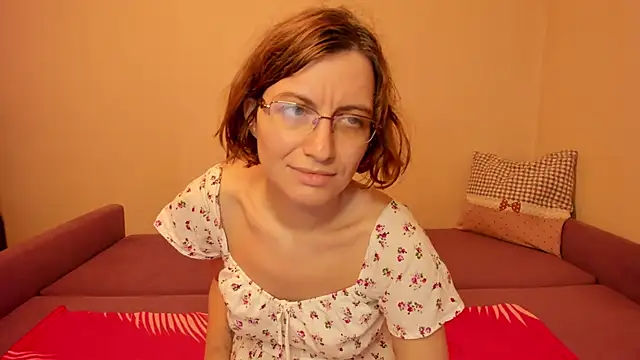 Snapshot of MarilynDream chatting on 05-28-26, 06:16 MarilynDream online show from 05-28-26, 06:16