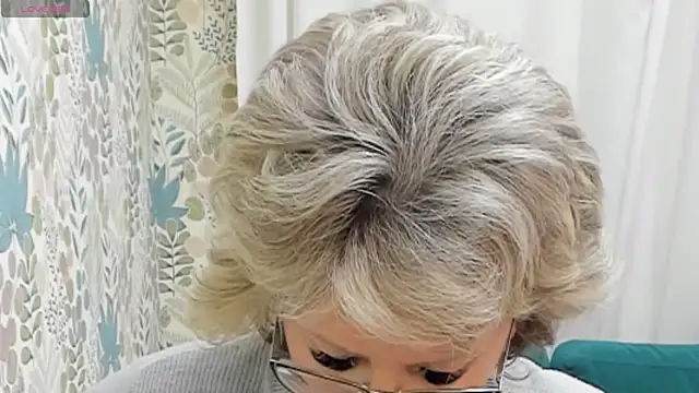 EvelynJoyful online show from 01-24-25, 05:42