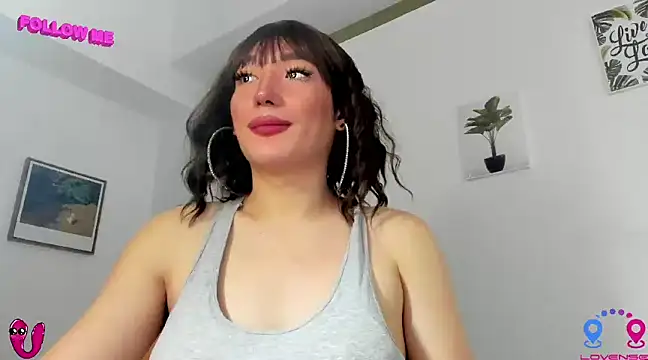 Snapshot of hottycrishina chatting on 01-09-25, 07:42 hottycrishina online show from 01-09-25, 07:42