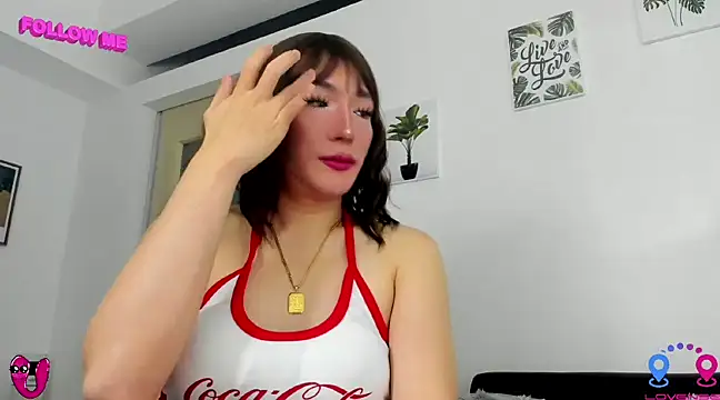 Snapshot of hottycrishina chatting on 03-09-25, 04:33 hottycrishina online show from 03-09-25, 04:33