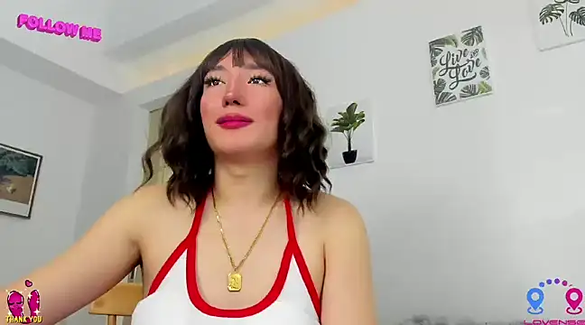 Snapshot of hottycrishina chatting on 03-15-25, 07:53 hottycrishina online show from 03-15-25, 07:53