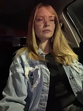 Snapshot of AnastasiaAniess chatting on 10-31-25, 09:38 AnastasiaAniess online show from 10-31-25, 09:38