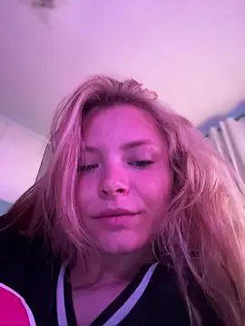 AnastasiaAniess online show from 04-02-26, 07:00